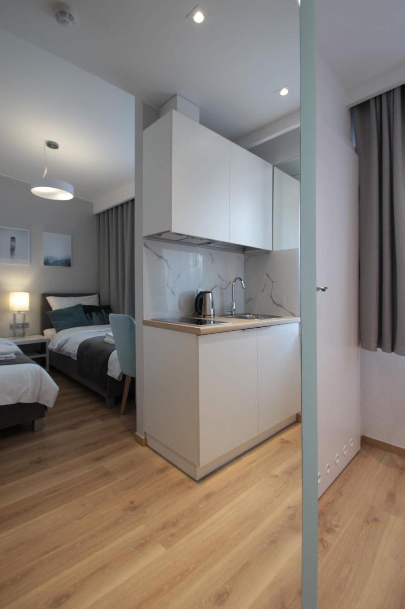 Hotel Coliber Klobuck Buitenkant foto