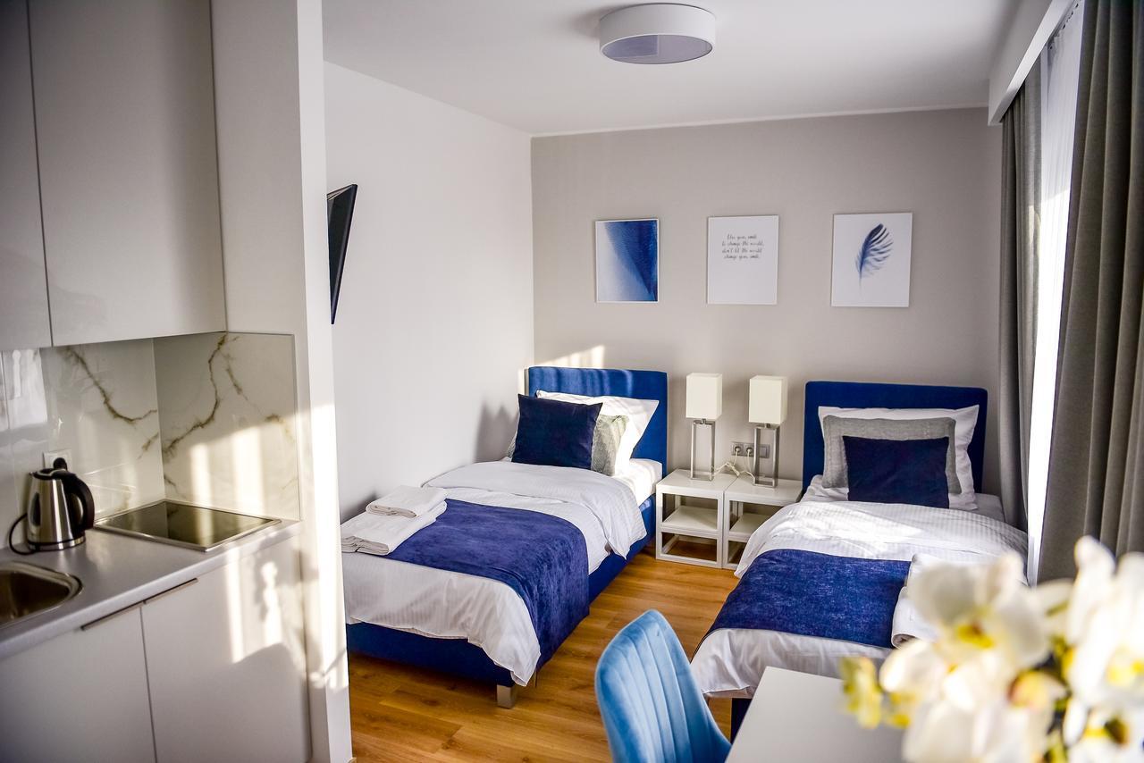Hotel Coliber Klobuck Buitenkant foto