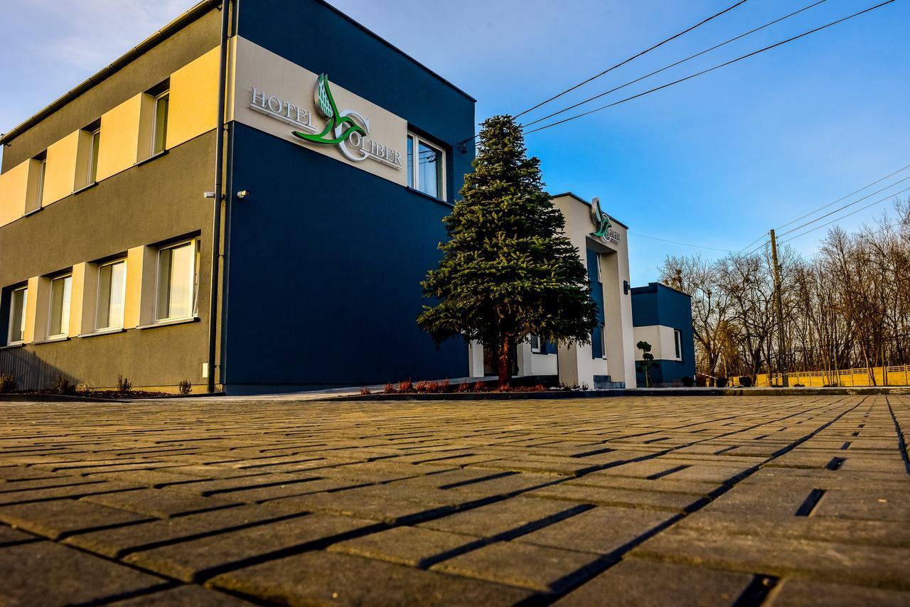 Hotel Coliber Klobuck Buitenkant foto